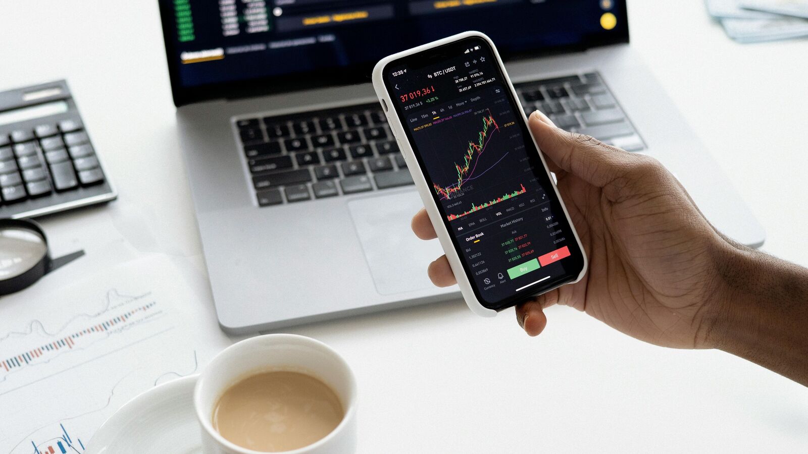 Takyon Networks shares list at 1% premium over IPO price