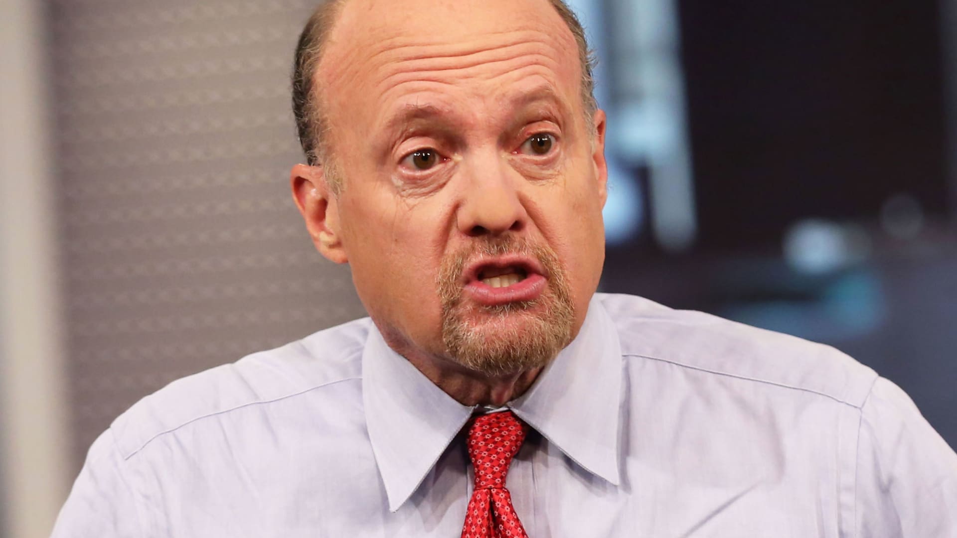 Trust in the market leads to long-term gains, Jim Cramer says