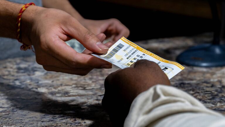 Want to test your luck with the $1.3B Powerball drawing? Don't buy your ticket with a credit card
