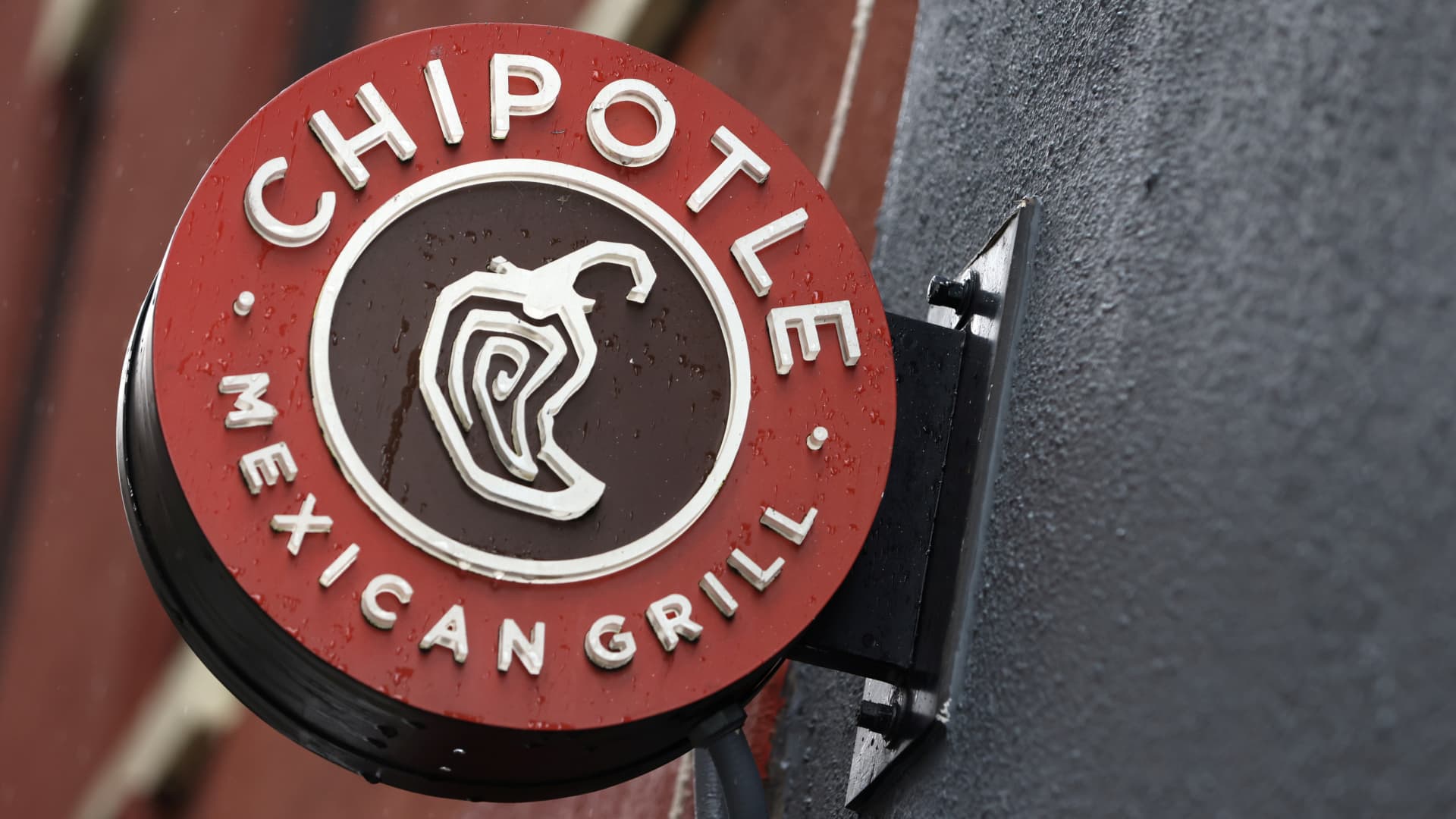 Chipotle to expand to Asia through joint venture