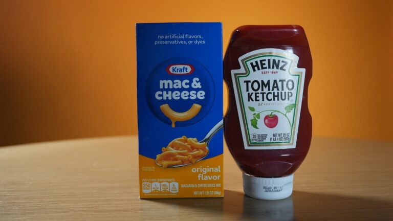 Kraft Heinz to split into two companies