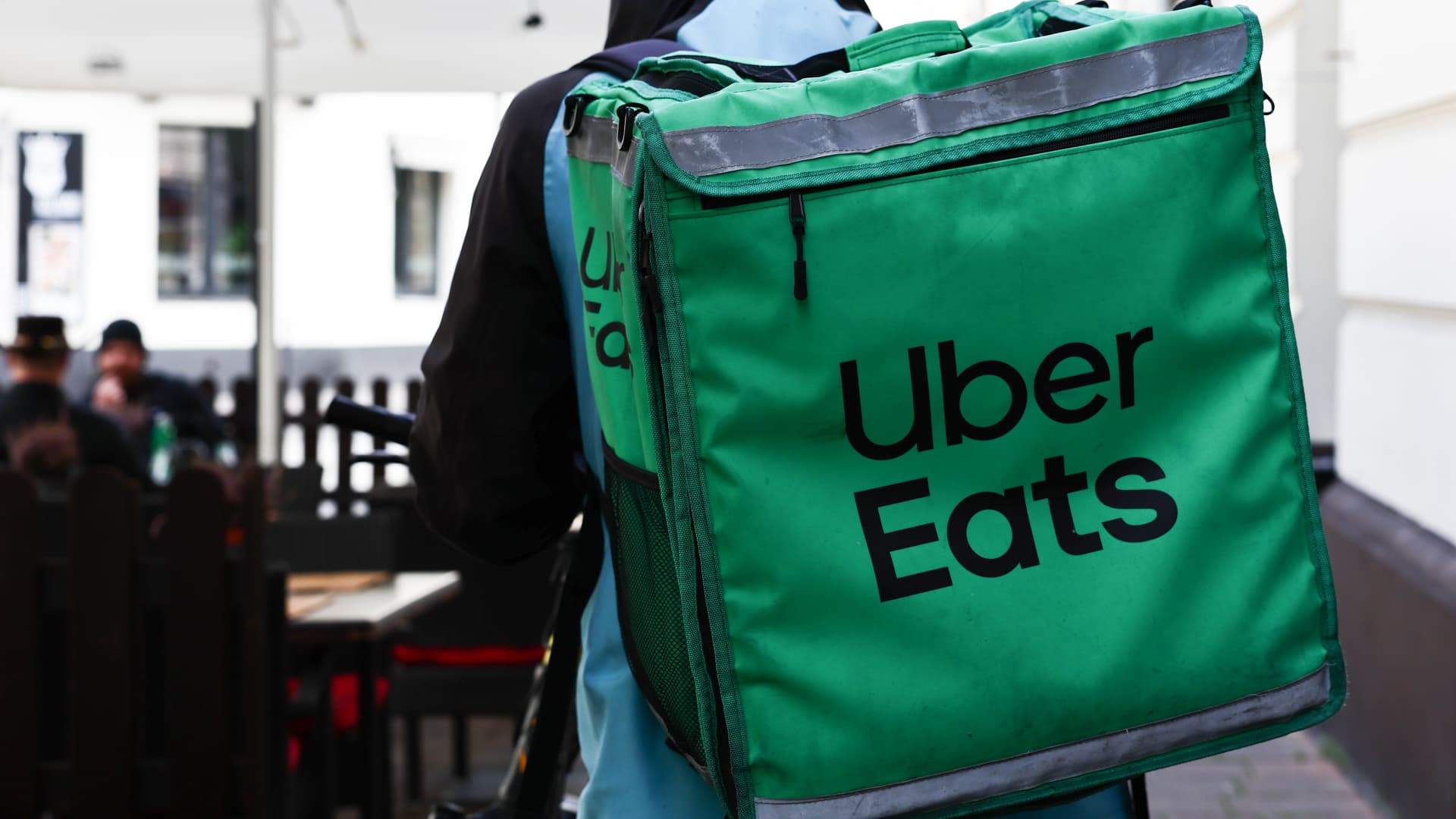 Uber partners with fintech firm Pipe to offer loans to small businesses