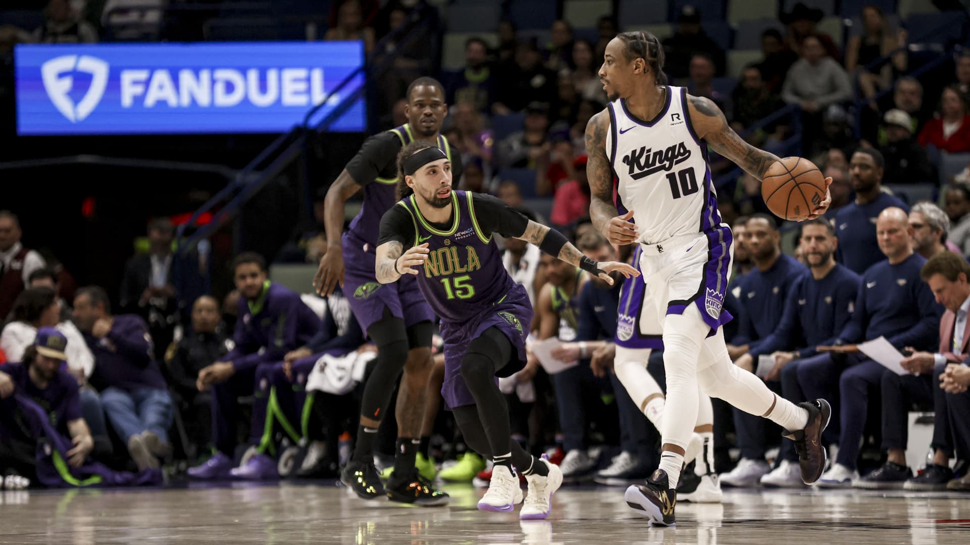 Amazon Prime Video teams up with FanDuel for real-time betting updates during NBA games