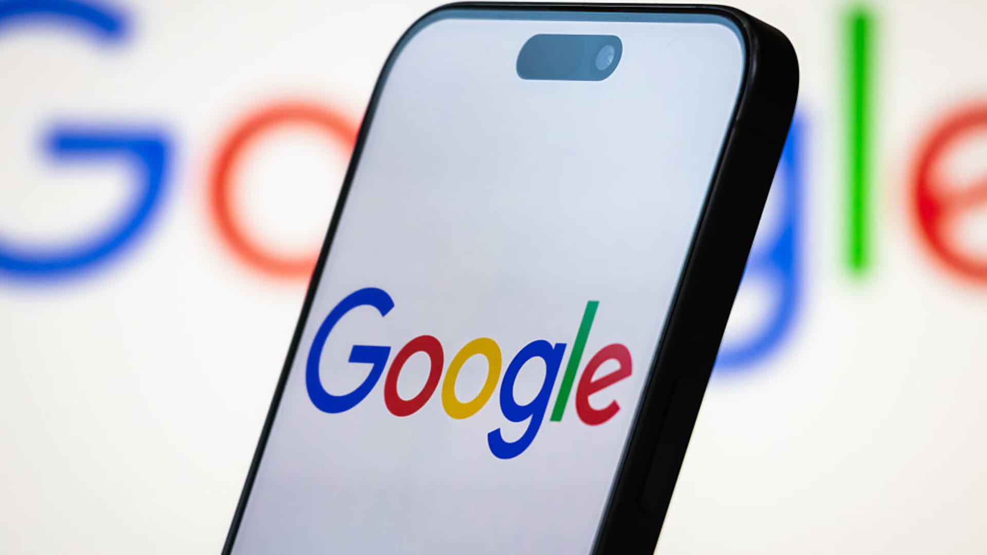 Google hit with $3.45 billion antitrust EU fine amid U.S. trade tensions