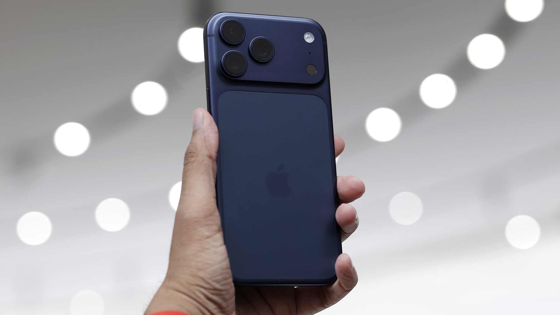 Apple raises iPhone Pro starting price in U.S. for first time since 2017