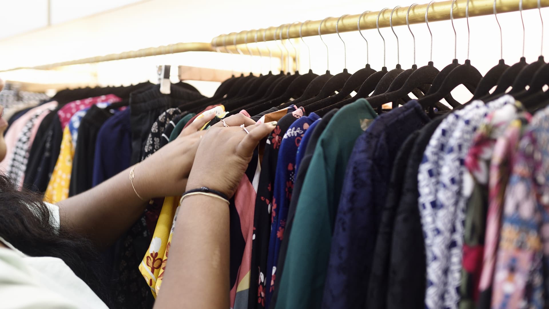 Weight-loss drug boom has reached apparel store rack as America resizes