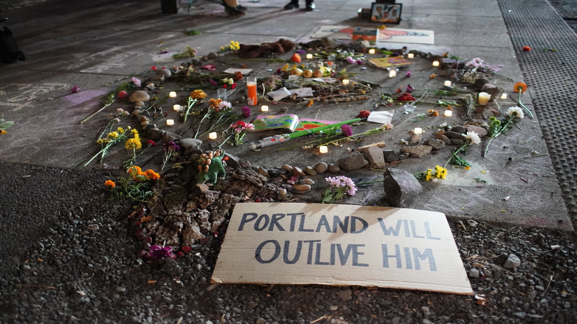 Oregon sues Trump administration over deployment of National Guard troops to Portland