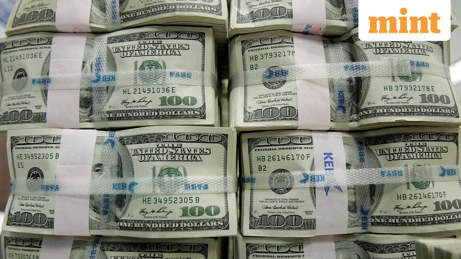 Why is US dollar falling? Explained with 5  reason