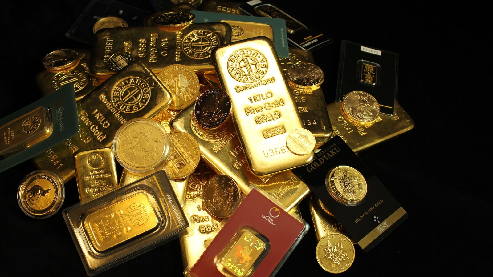 Gold price today: MCX Gold hits record high; experts highlight key levels to watch