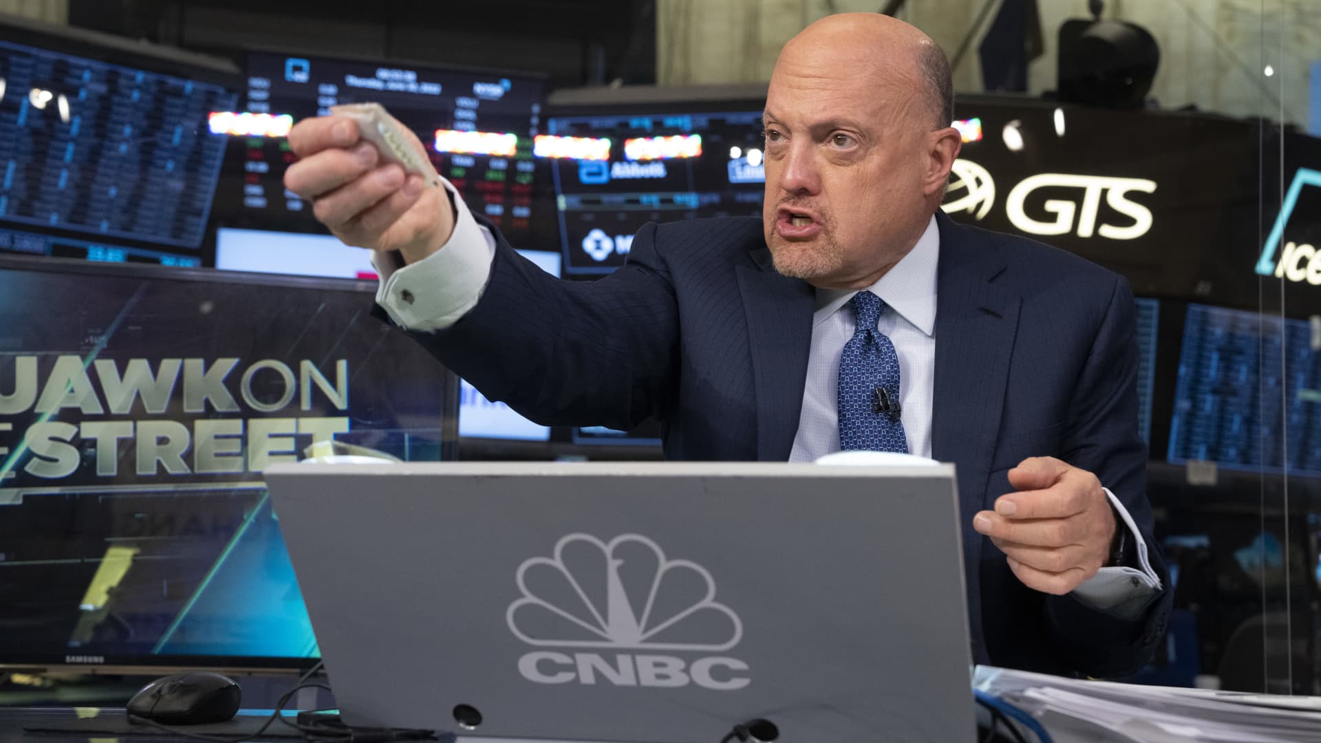 They're already rich — Jim Cramer says 'don't get scared out' of stocks by billionaires