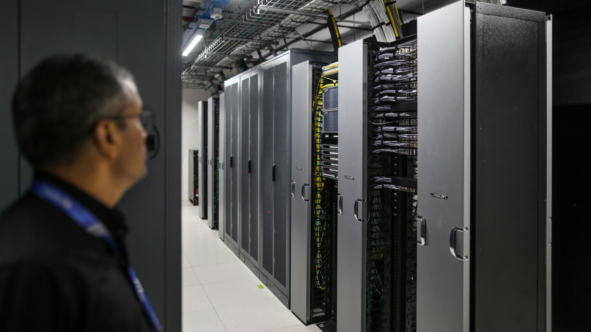 U.S. tech giants hit pause on India data center deals under weight of trade uncertainty