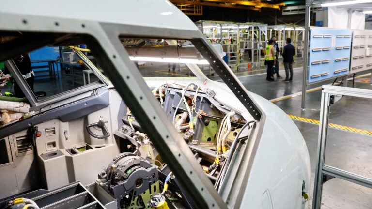 Boeing is set to report earnings before the bell. Here's what Wall Street expects