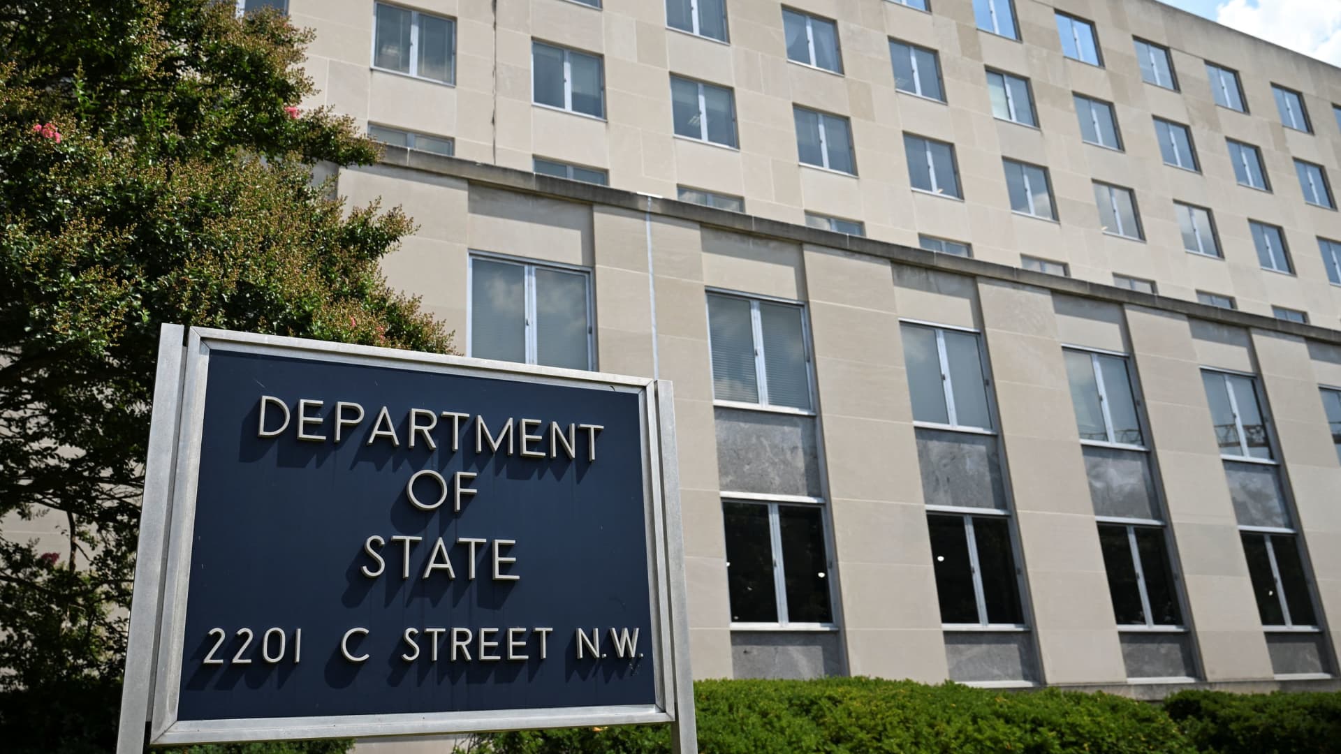 U.S. warns Hamas planning attack on Palestinian civilians in apparent violation of Gaza ceasefire
