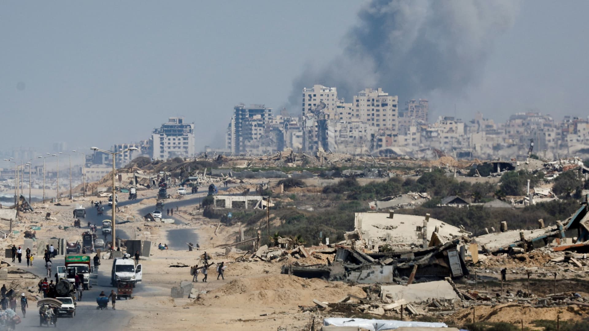 Hamas agrees to some of Trump's plan but seeks negotiations
