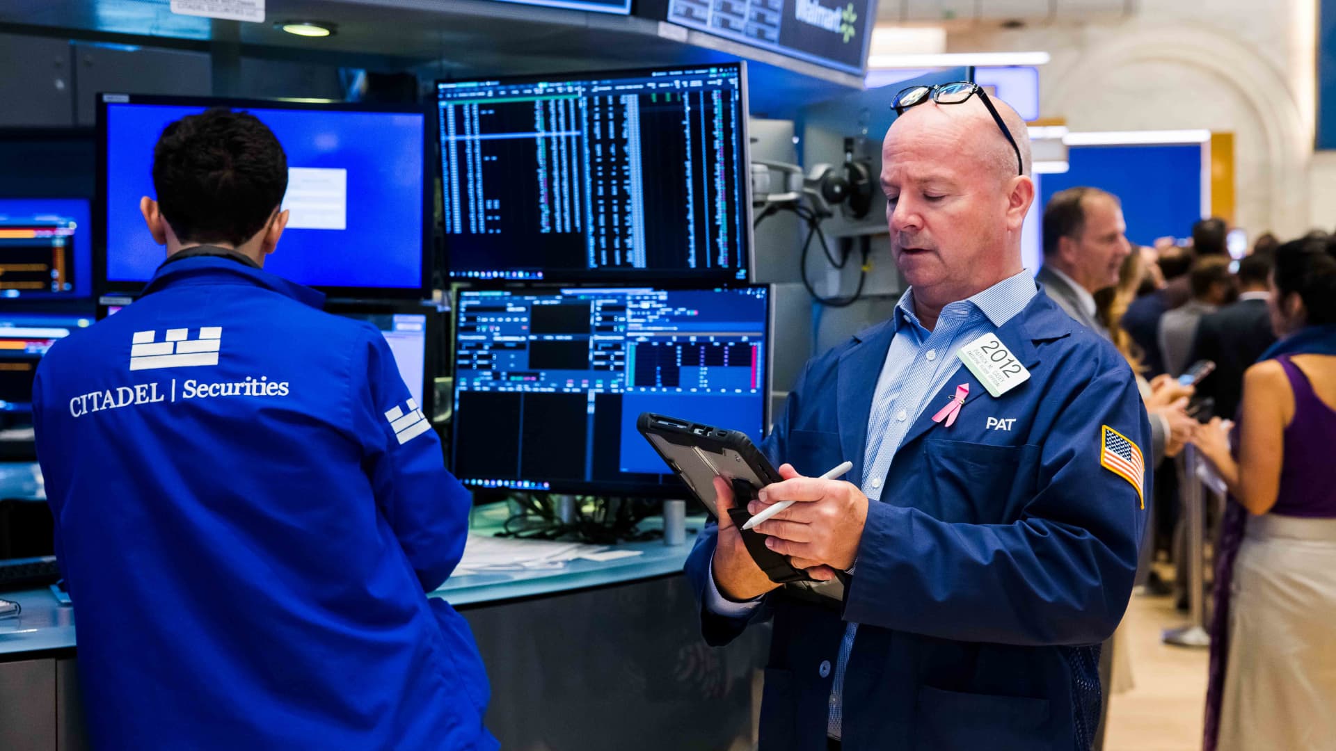 Wall Street flies blind into the new week with stocks still surging to record highs