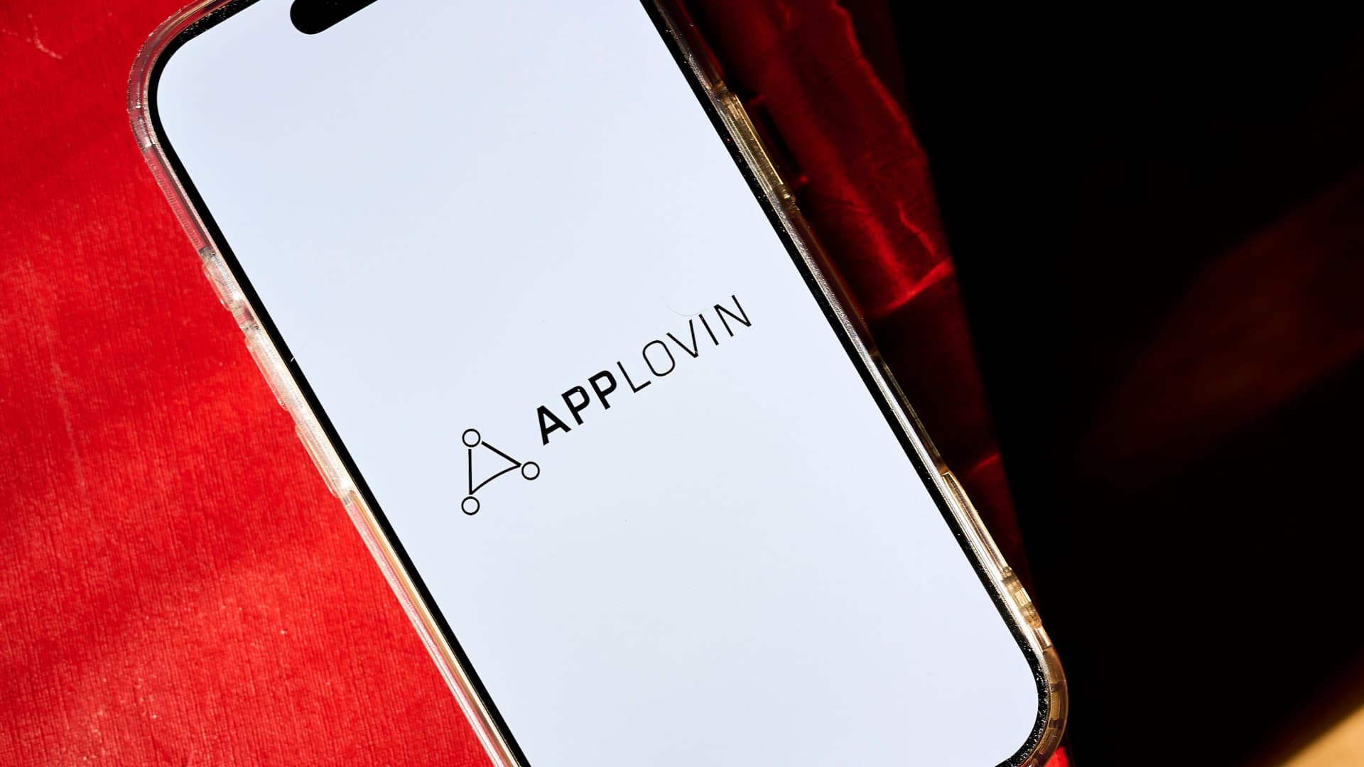 AppLovin stock tanks on report SEC is investigating company over data-collection practices