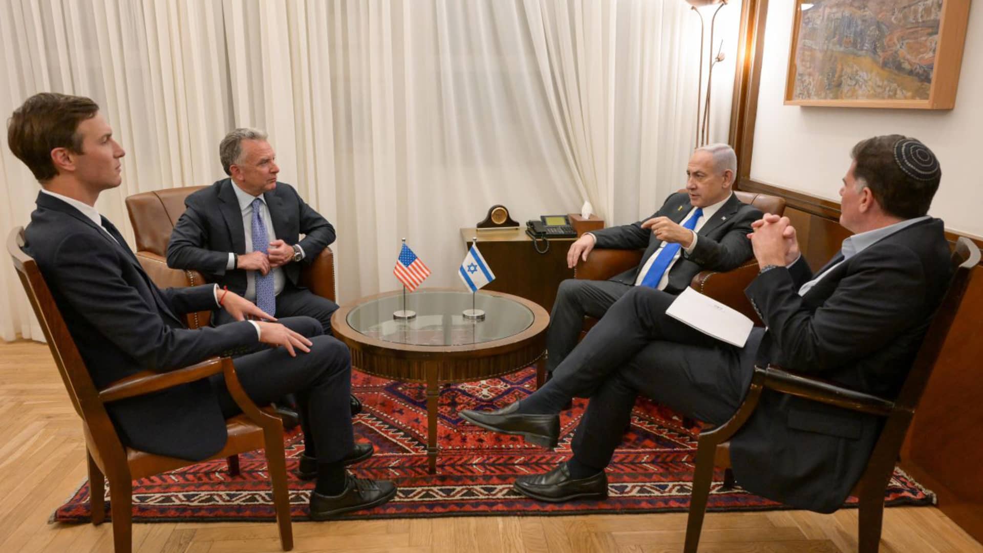 Israel approves Trump’s peace plan, clearing the way for a ceasefire in Gaza