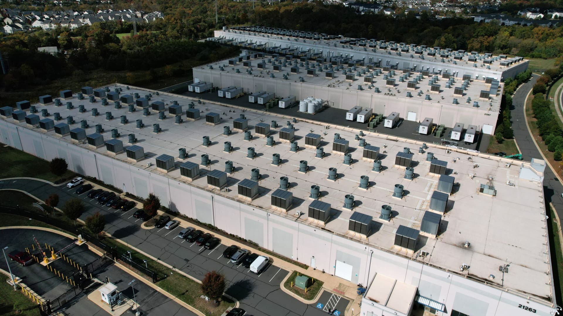 We're jacking up our price target on Amazon after its cloud unit shocks the haters