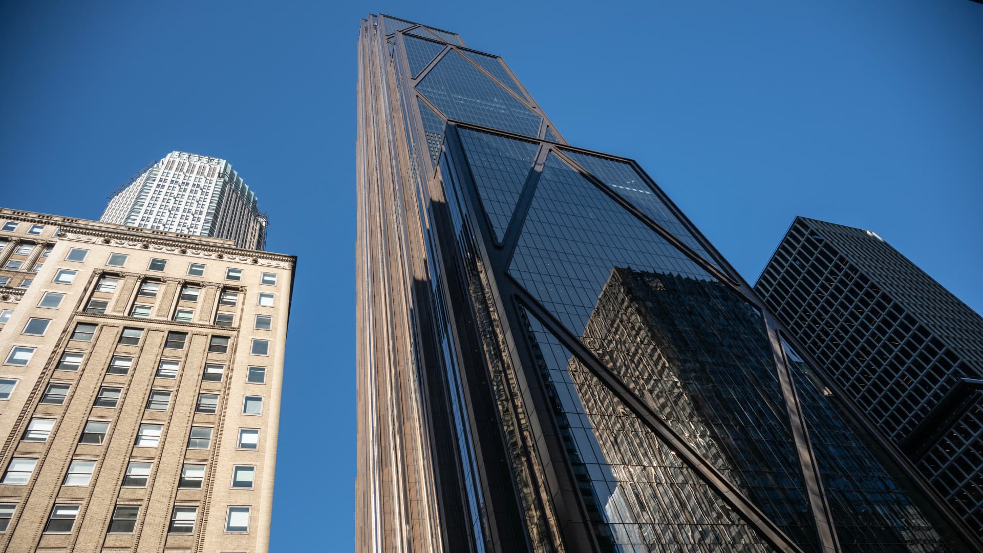 JPMorgan seeks to attract staff with $3 billion skyscraper in New York