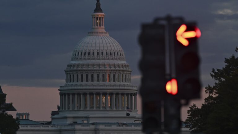 Government shutdown could cost U.S. economy up to $14 billion, CBO says