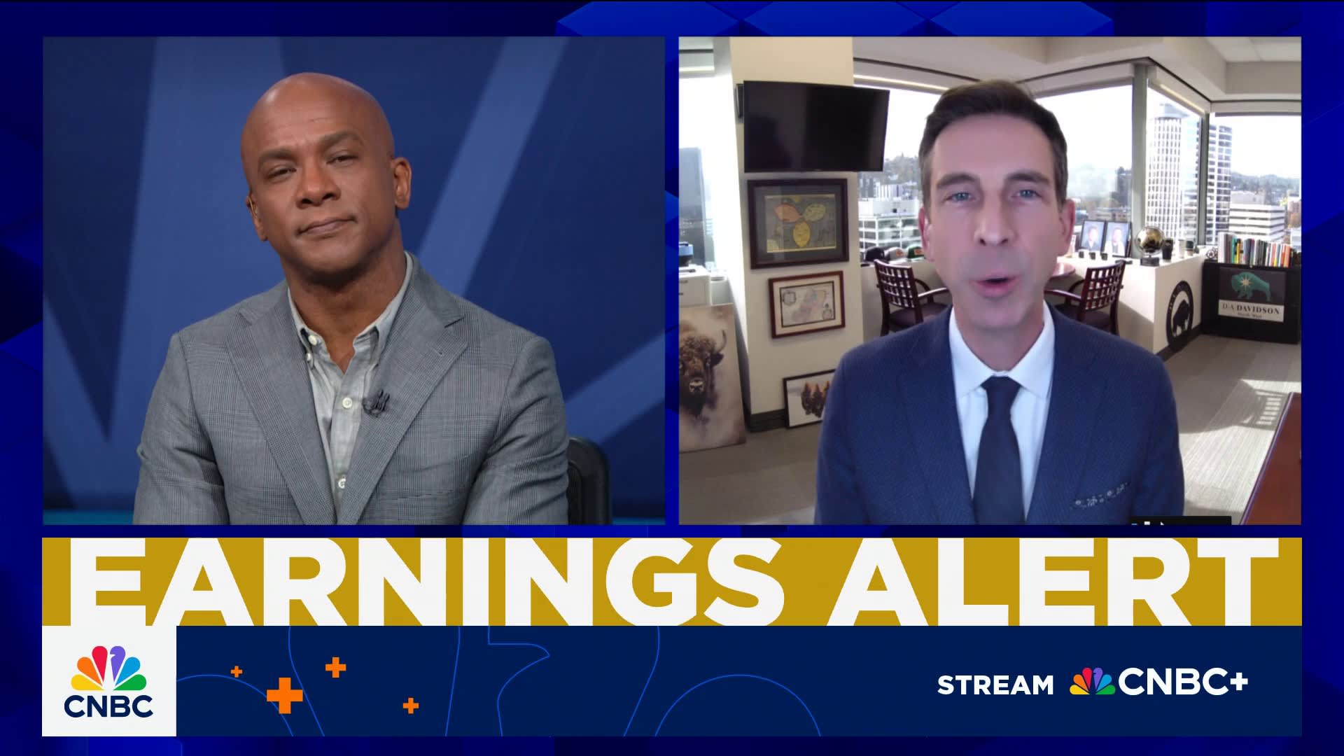 Google catching up with Meta pulled on shares following earnings, says D.A. Davidson's Gil Luria