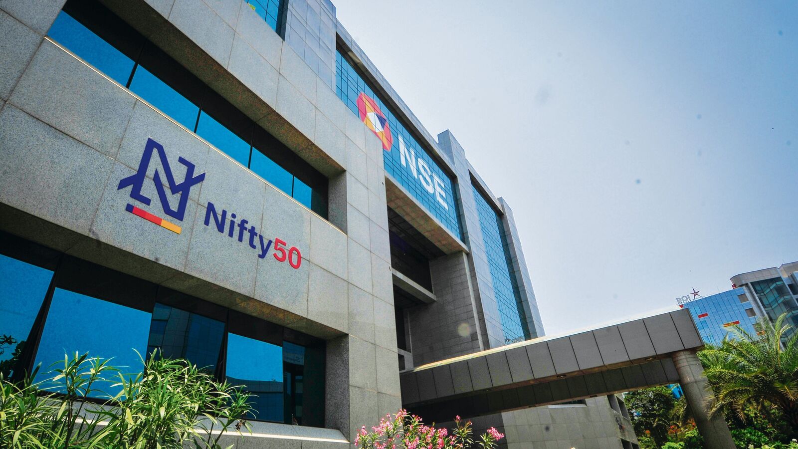 Nifty 50 nears record high on hopes of India–US trade deal and US Fed rate cut