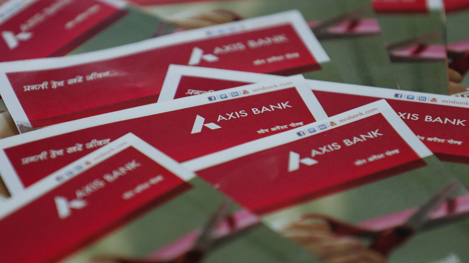 Axis Bank share price touches 1-year high as post-earnings rally extends to fifth day