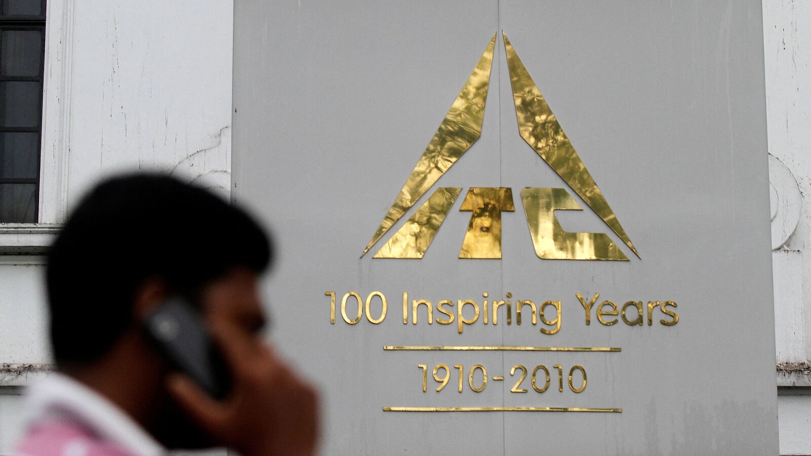 ITC Q2 Results: Net profit rises 2.6% YoY to  ₹5,186 crore | 5 key takeaways you should know | Stock Market News