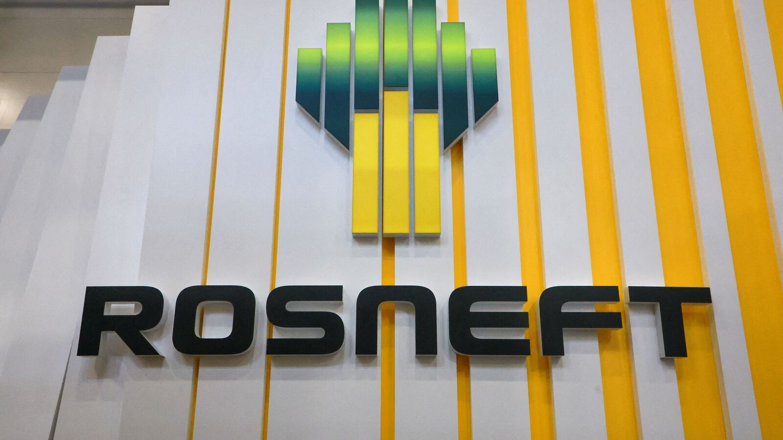 Oil prices jump 5% as US sanctions hit Russian crude giants