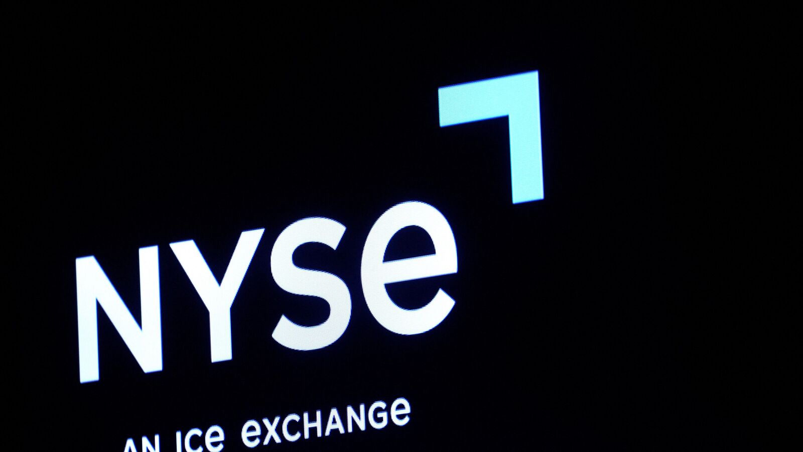 US Stock Market Today: Wall Street subdued amid mixed earnings, inflation data in focus