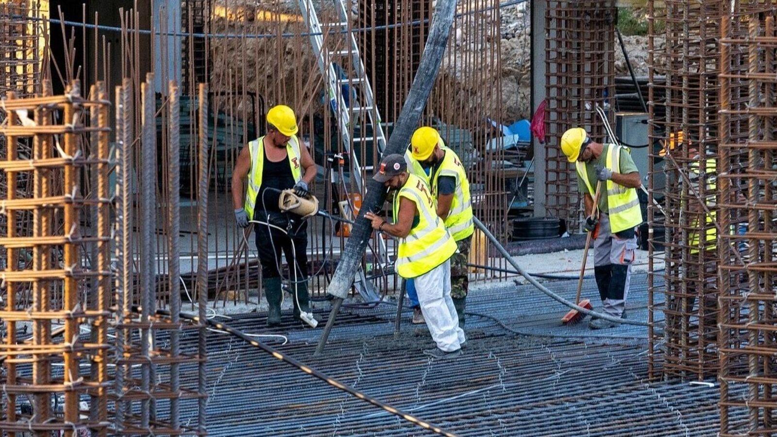 Shree Cement holds firm on premium pricing even as growth slows in first half