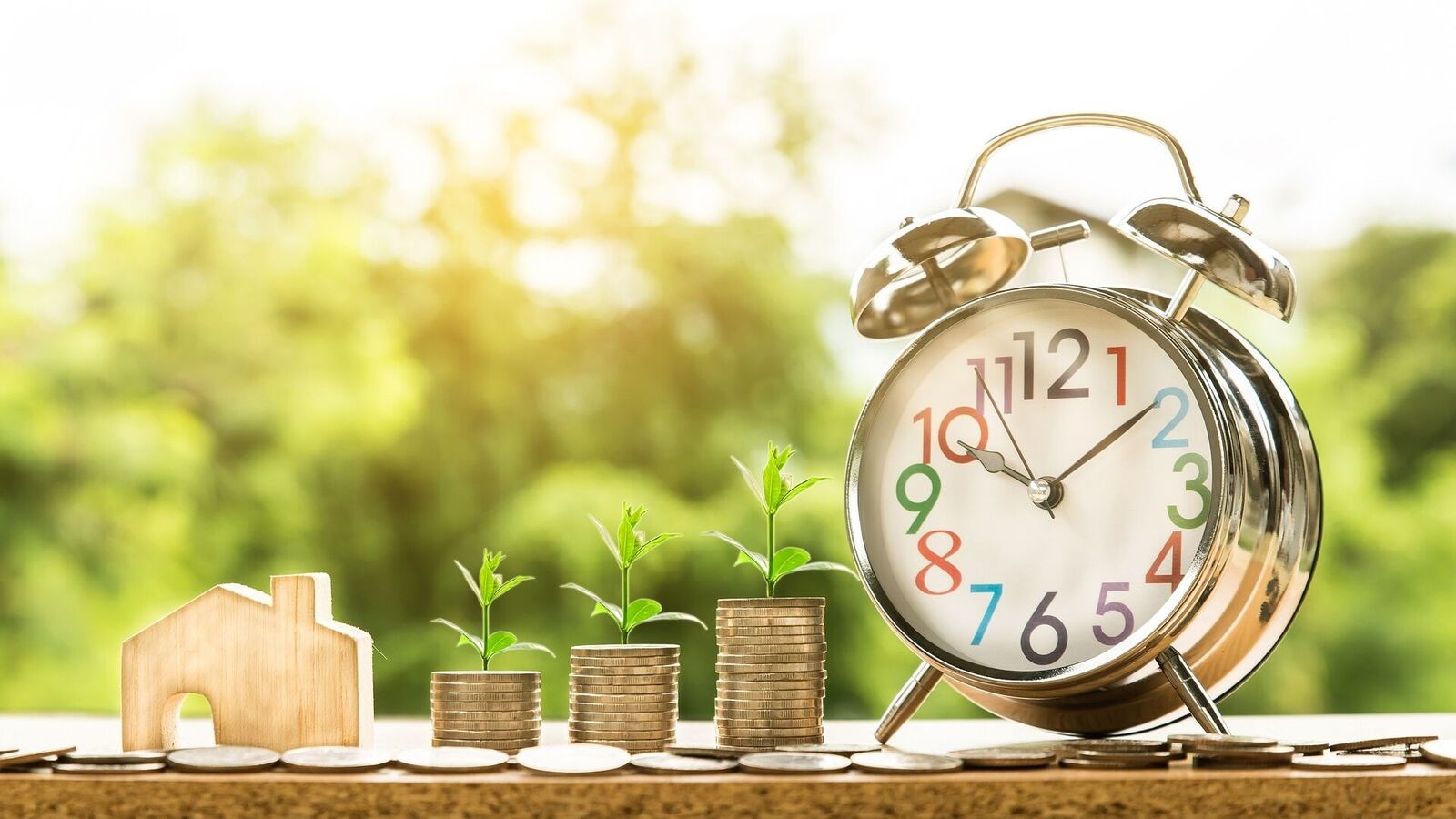 Treasury bills explained: Key features, benefits and risks of short-term government securities