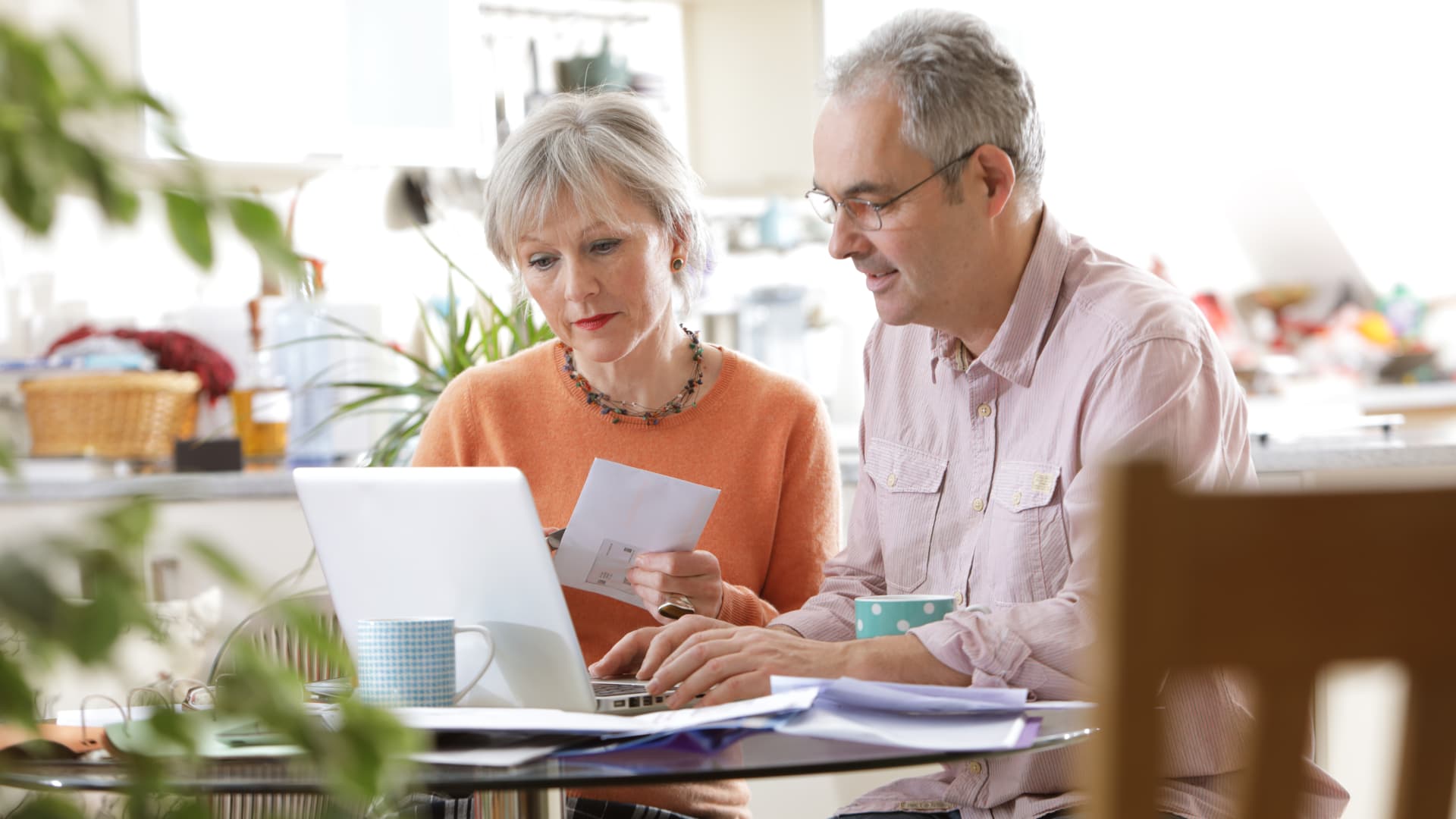 IRS announces 401(k) catch-up contributions for 2026, raises cap