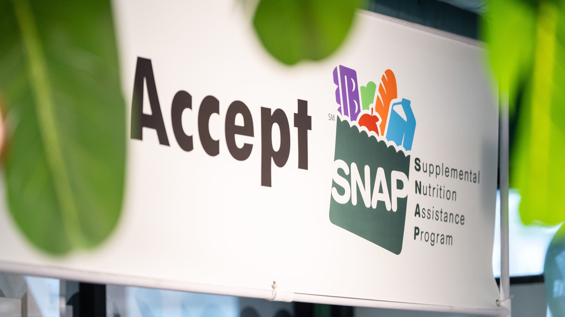 SNAP: Trump admin gets longer Supreme Court pause on order it pay full food stamp benefits