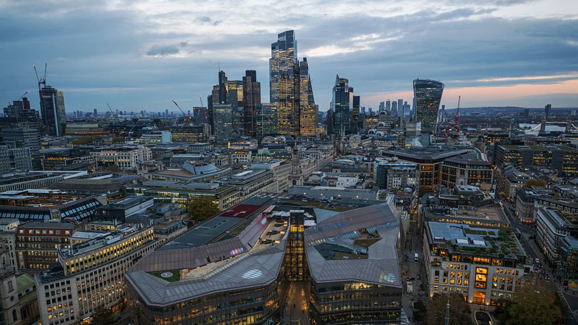 European stocks to open higher as Fed rate cut expectations rise; UK budget ahead