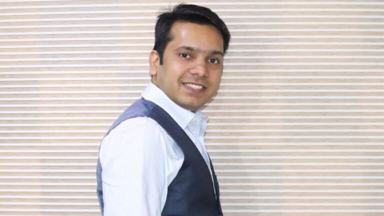 Breakout stocks to buy or sell: Sumeet Bagadia recommends five shares to buy today — 3 November 2025 | Stock Market News