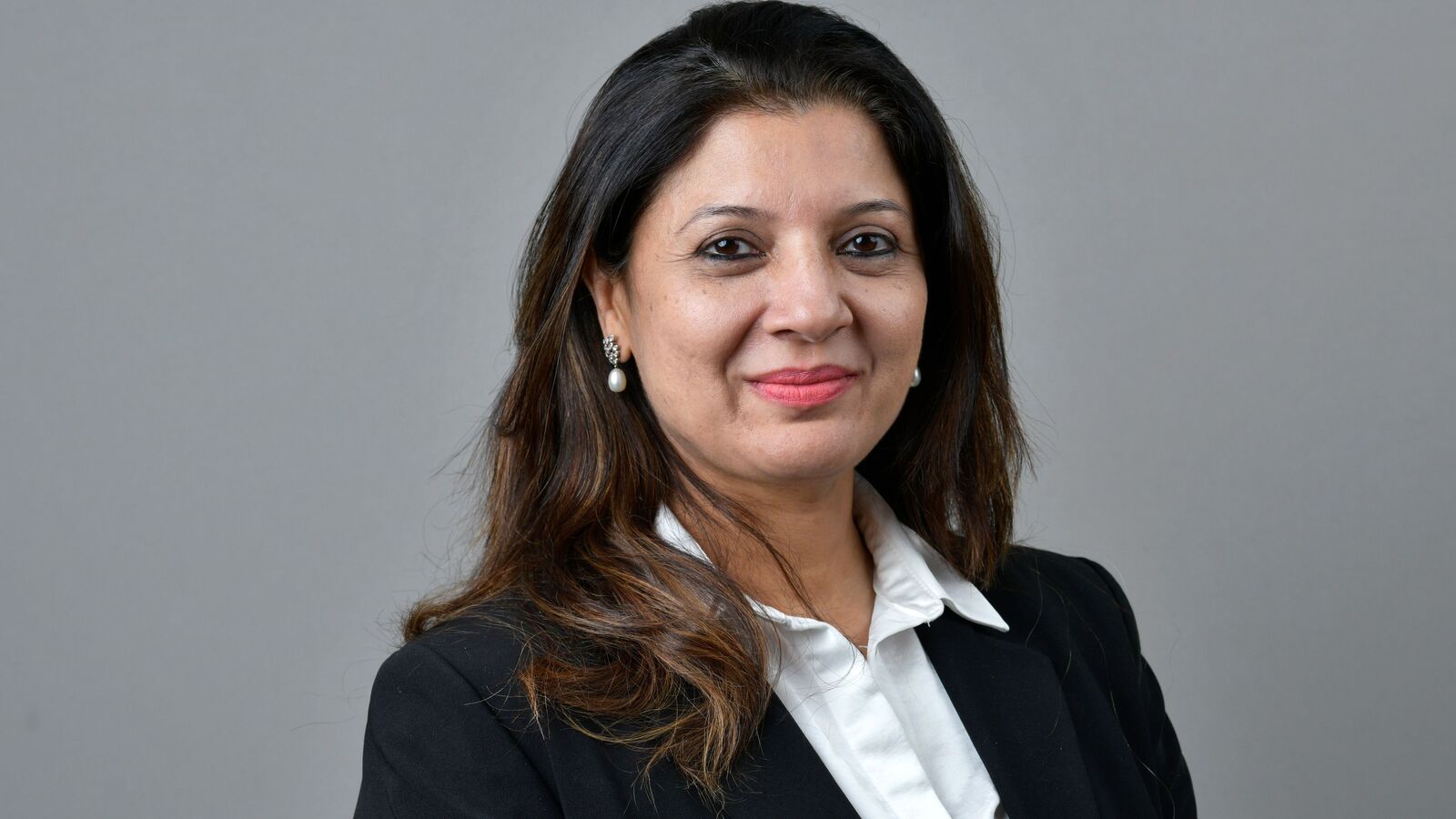 Buy or sell: Vaishali Parekh recommends three intraday stocks for today — 6 November 2025 | Stock Market News