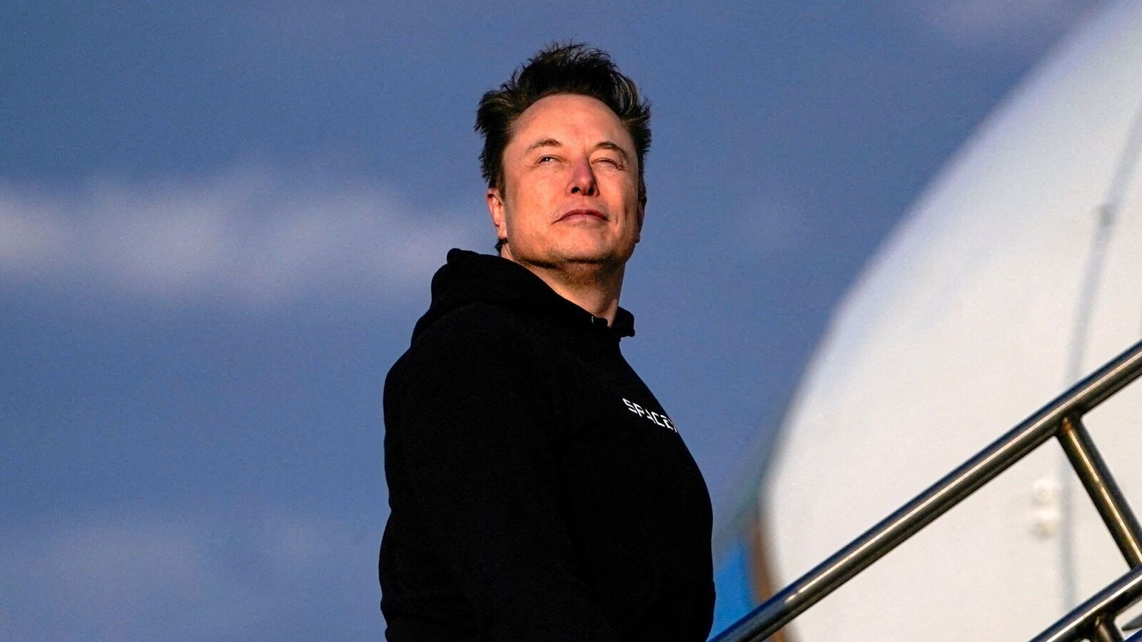 How Tesla’s board arrived at $1 trillion for CEO Elon Musk. Key issues for pay vote.