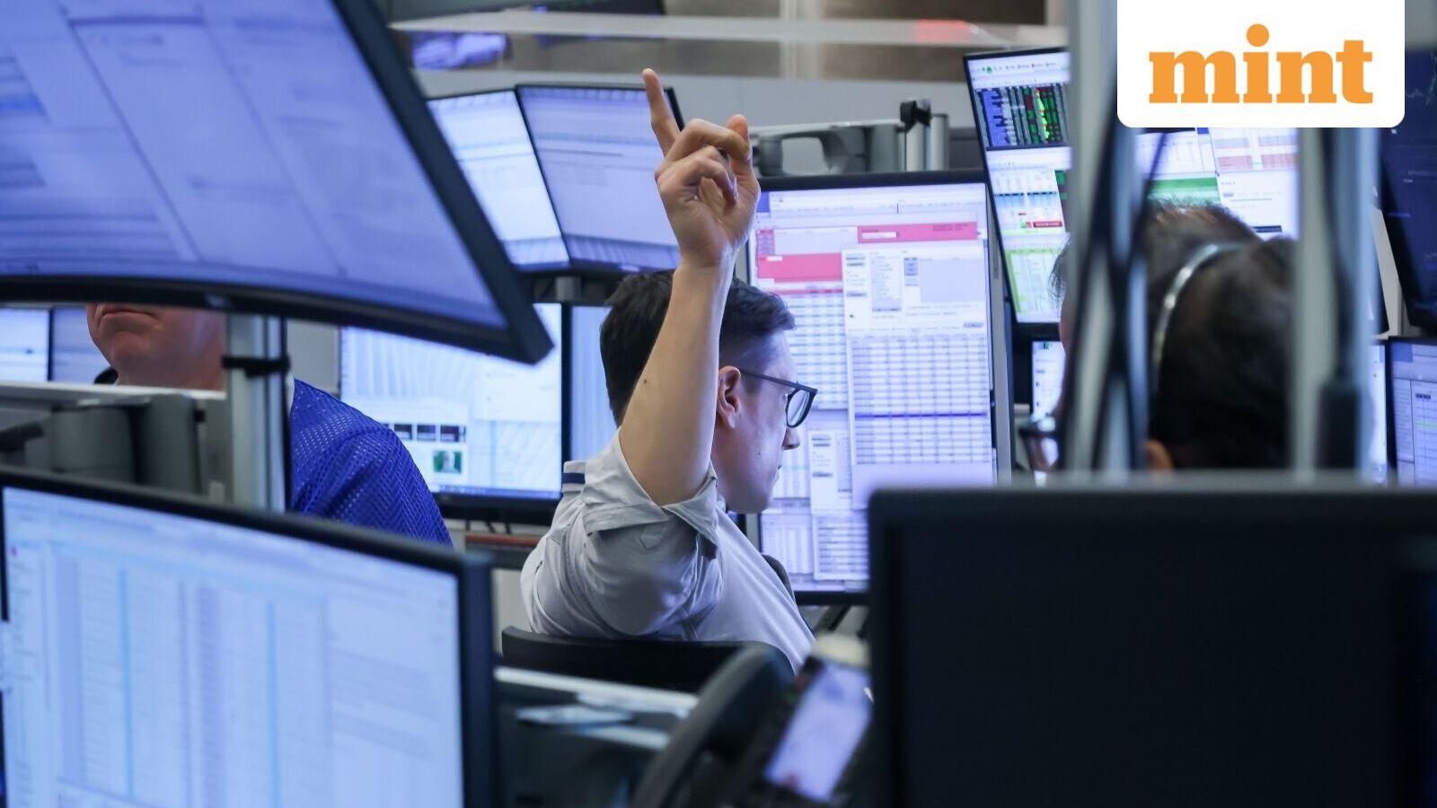 Investors keep faith in the AI trade but may need Fed rate cuts to remain steadfast