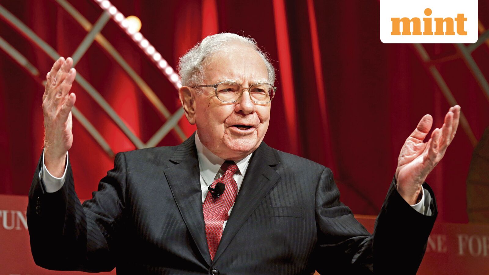 Warren Buffett's final investments rocket Alphabet stock over 5% in rare tech bet by Berkshire Hathaway amid AI age