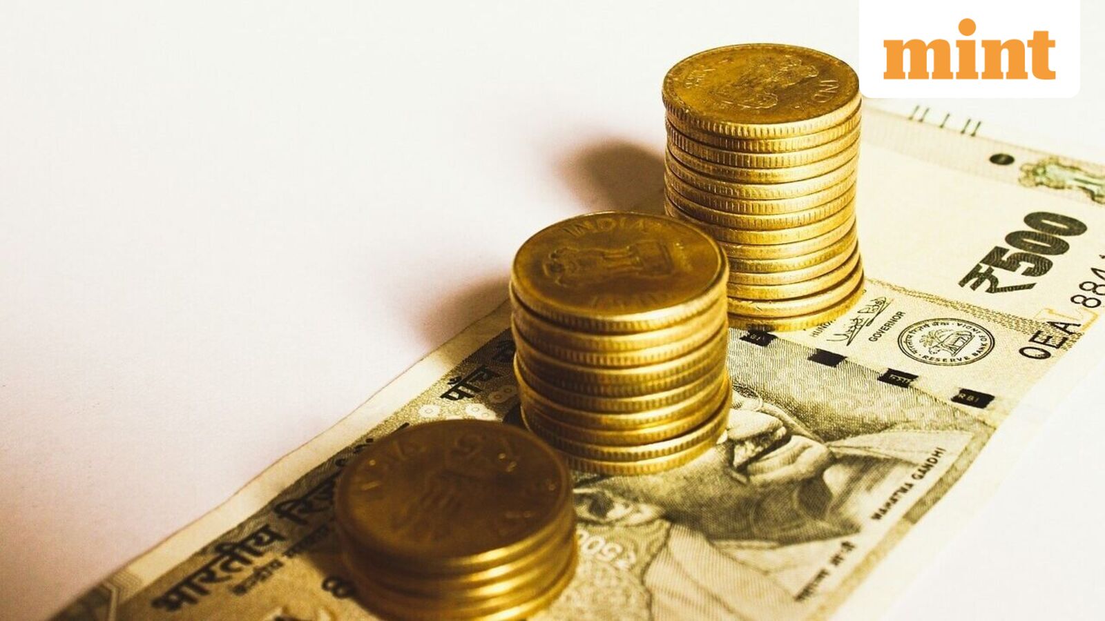 PSU Dividend Stock: PFC share price in focus as it turns ex-dividend today. Do you own?