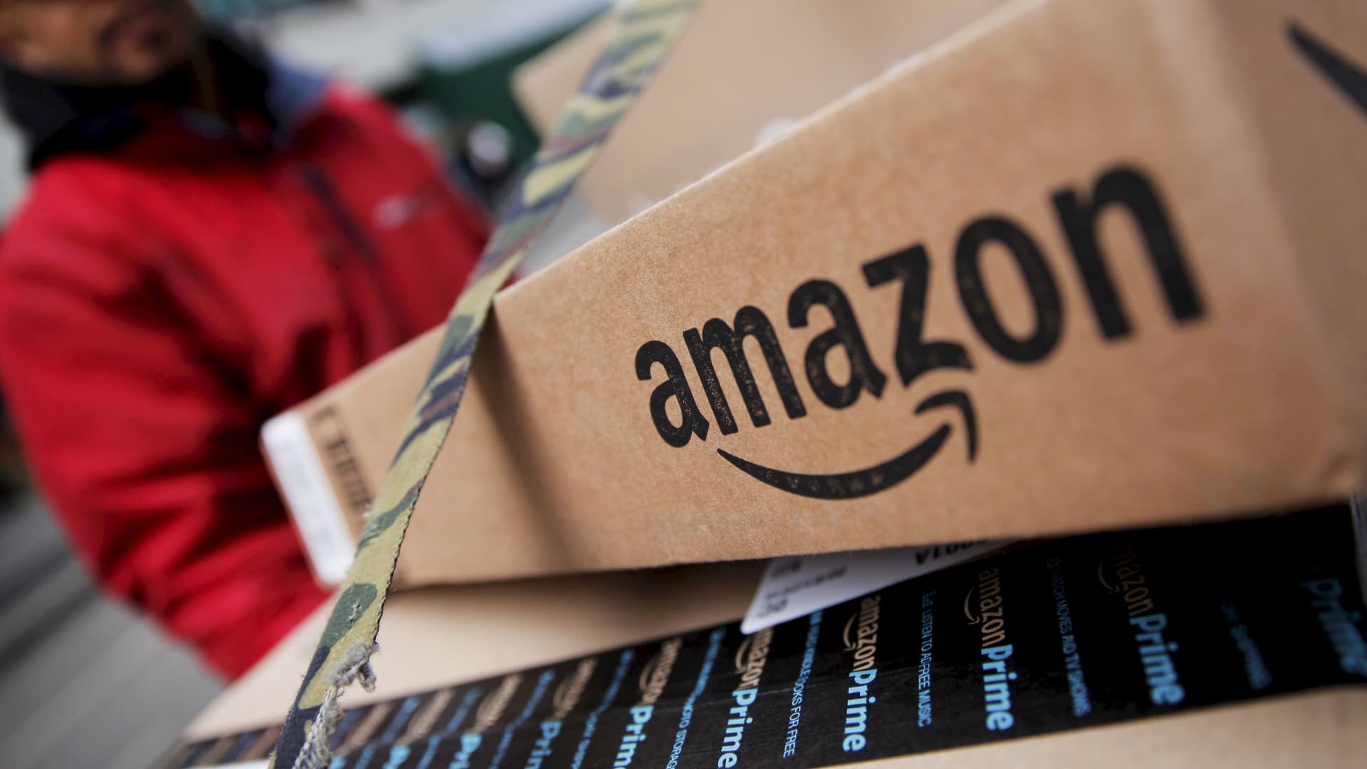 How Amazon became America's biggest clothing seller