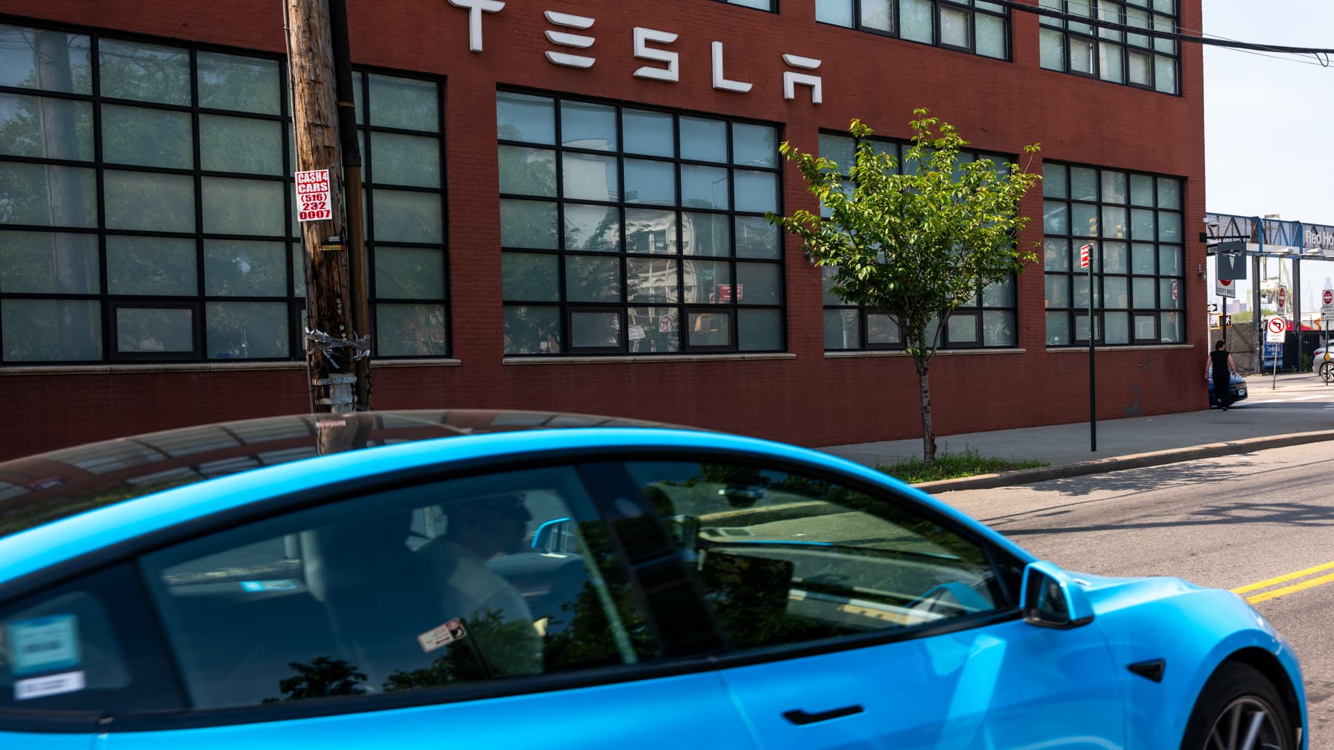 Huge Wall Street call: Morgan Stanley's new Tesla analyst downgrades stock over valuation concerns