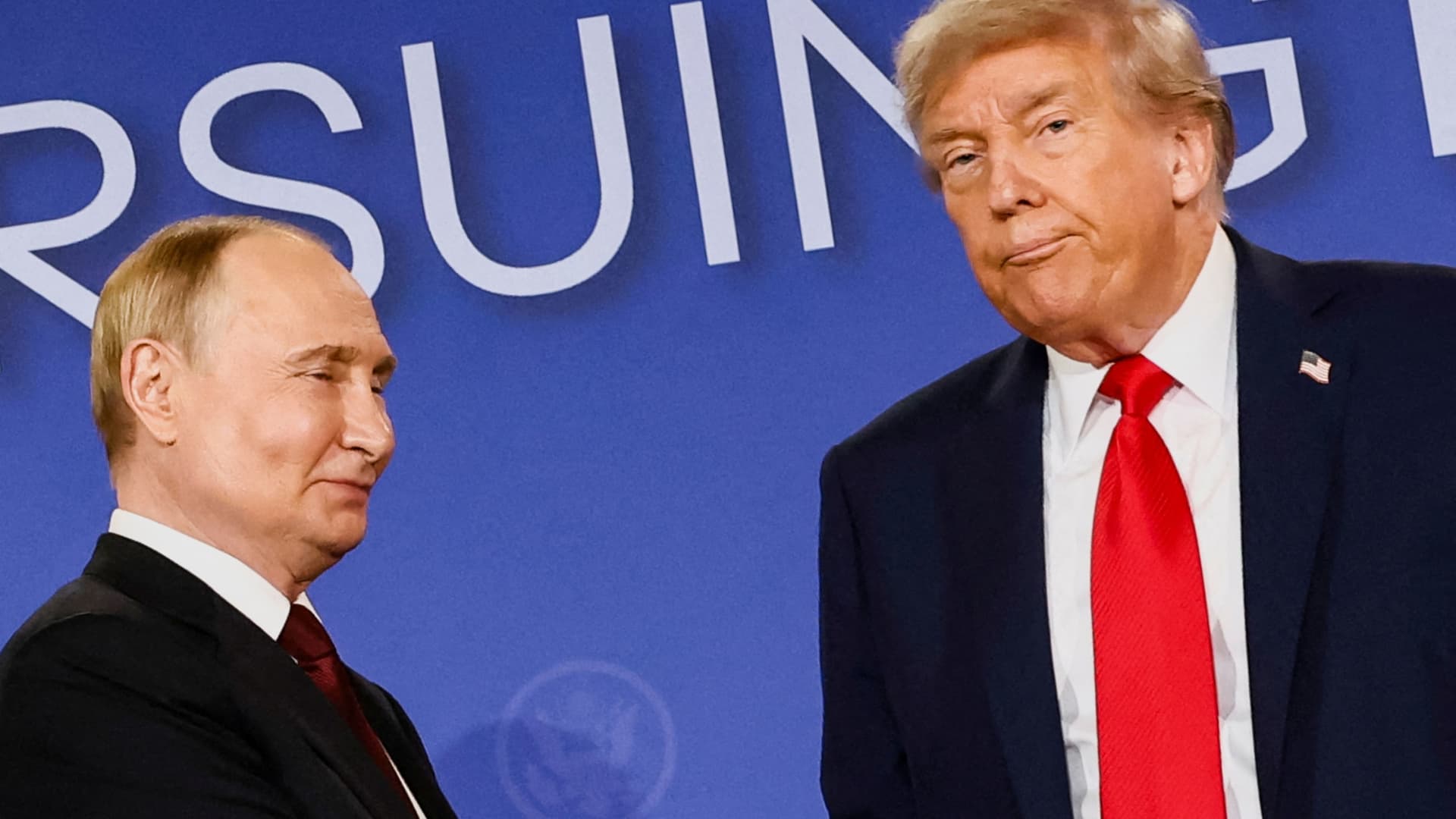 Trump holds 'productive' call with Putin ahead of Zelenskyy meeting in push for Ukraine peace plan