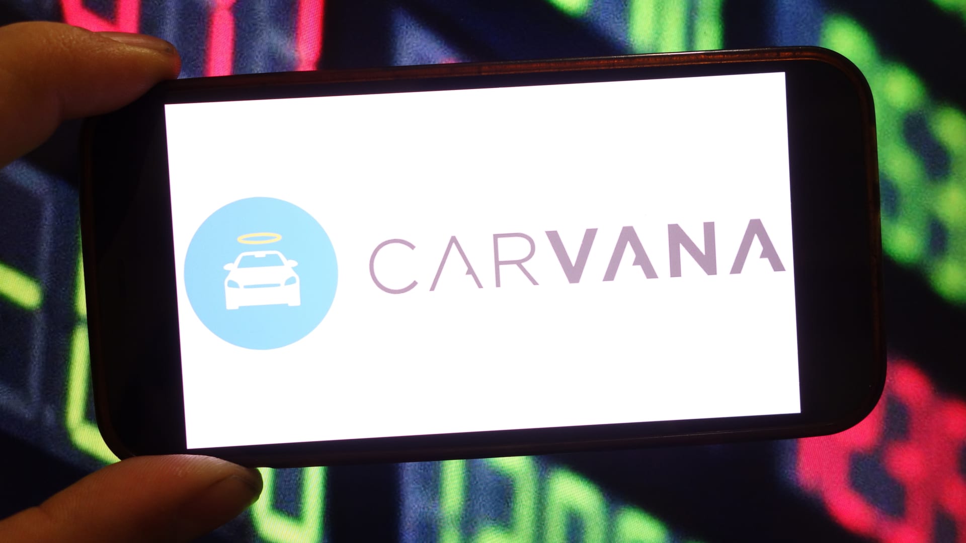 Jim Cramer says to buy shares of this auto retailer if they fall again