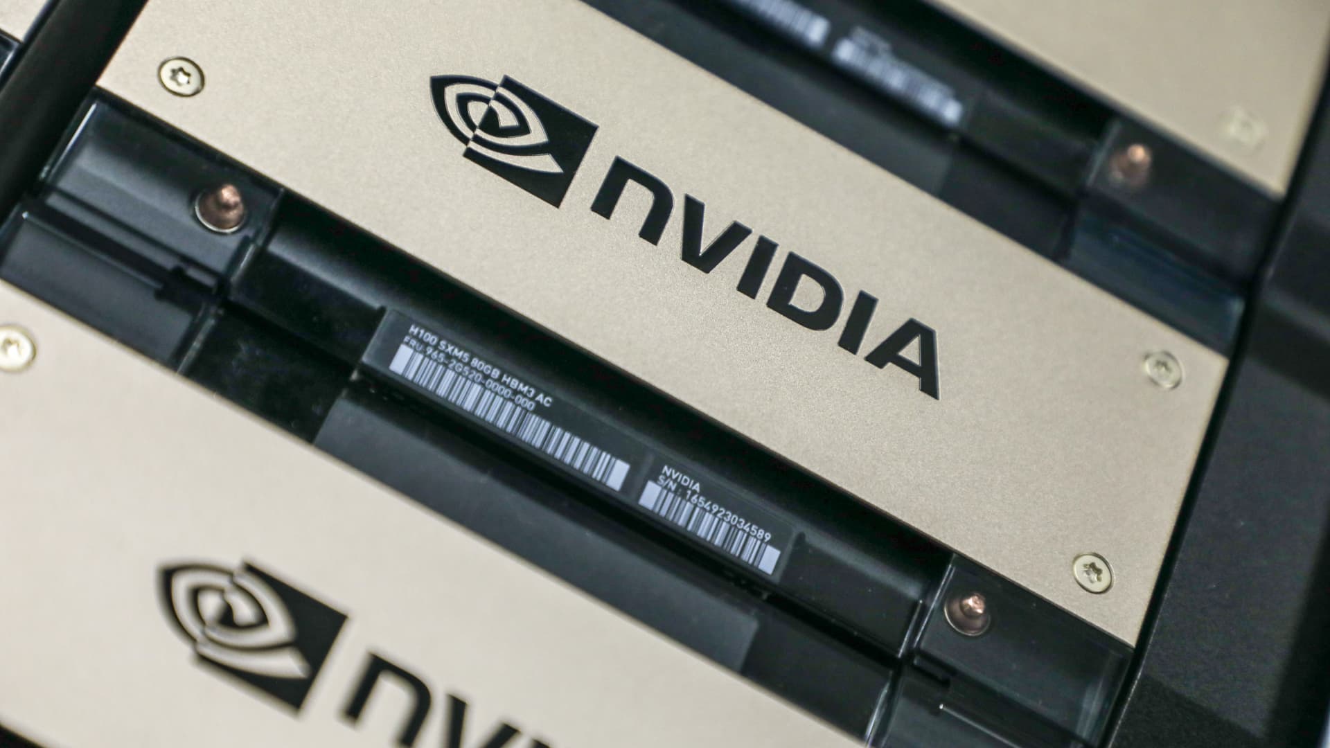 Nvidia aims to begin H200 chip shipments to China by mid-February, sources say