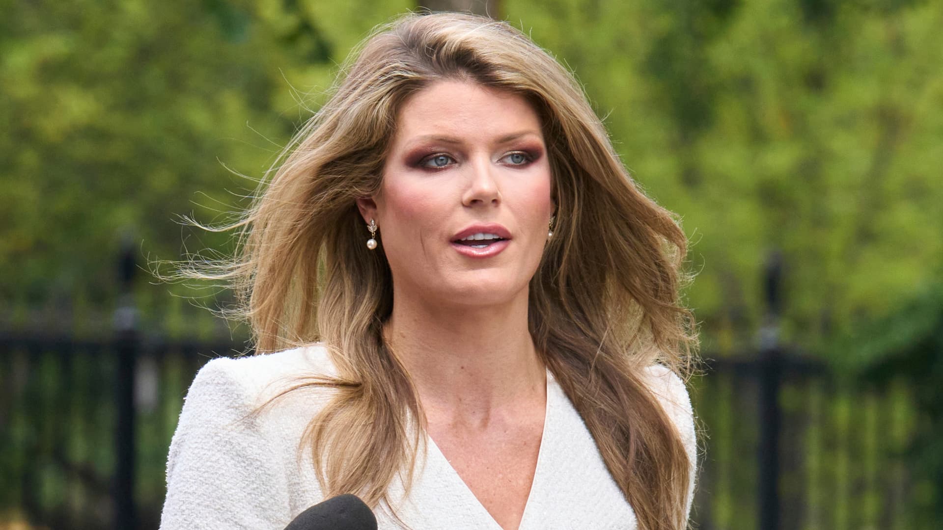 Trump pushes for top prosecutor nominee Halligan after judge tosses Comey, James cases