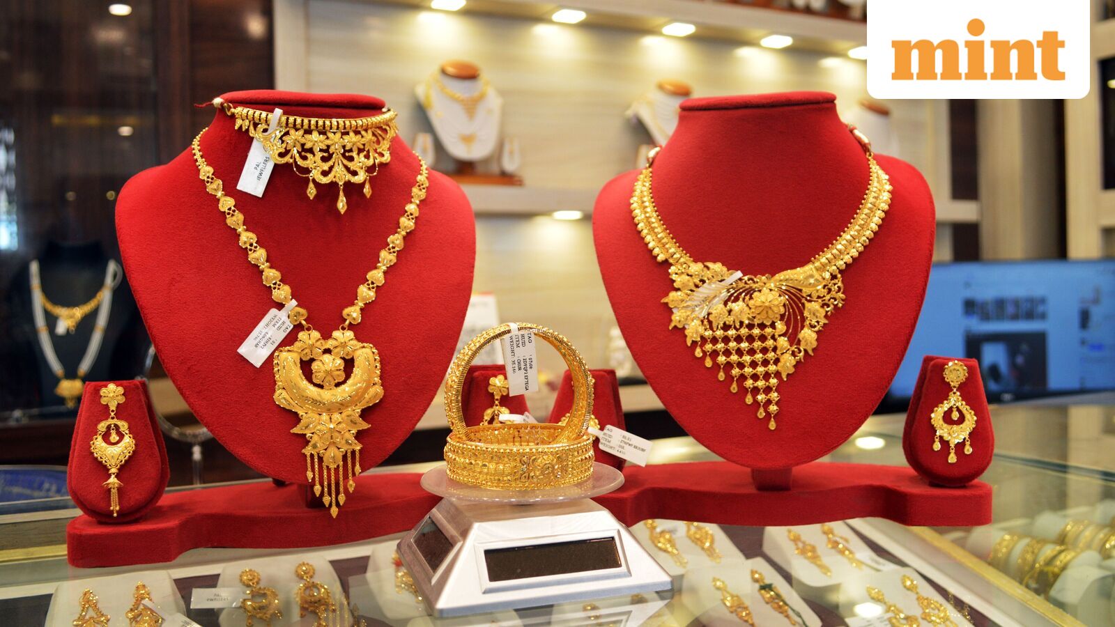Gold rate today: MCX gold price jumps above  ₹1.30 lakh per 10 grams; silver price spikes 1.5% to  ₹1.84 lakh per kg