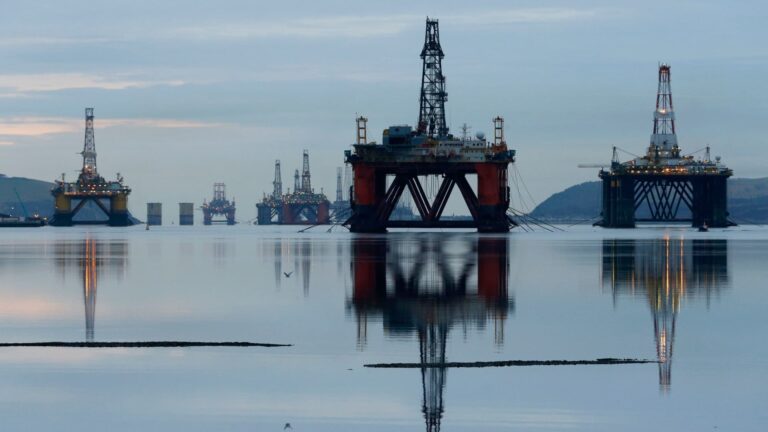 This oil driller's stock shows a favorable trend in a strong sector and has momentum at its back