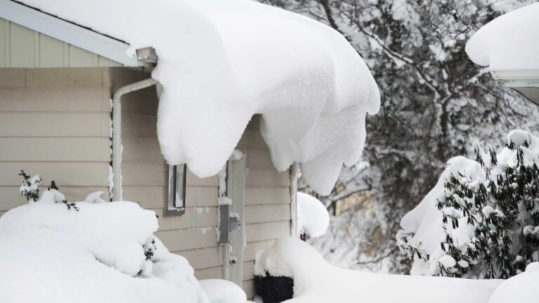 Sizing up weather damage insurance options, as a winter storm sweeps the U.S.